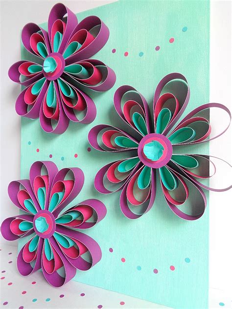 DIY: Paper Flower Wall Art - Running With A Glue Gun