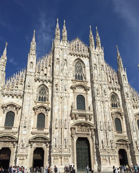 Italy: Milan Duomo (including walking tour) - Eat Sleep Love Travel