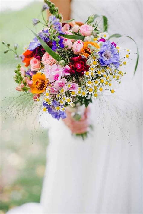 Wildflower Wedding Bouquets [2022 Guide & FAQs] | Flower bouquet wedding, Wildflower wedding ...