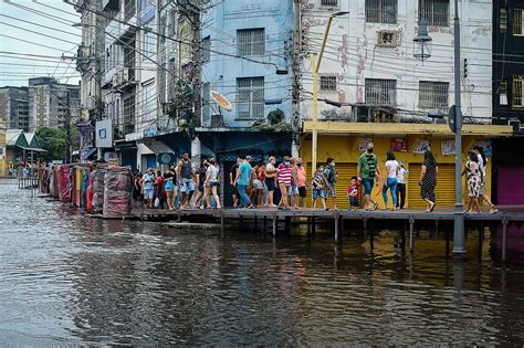 Brazil – Rio Negro Reaches Record Highs in Manaus – FloodList