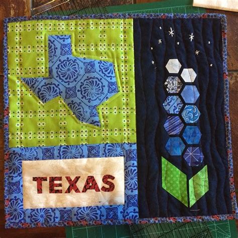 Texas Bluebonnet Modern Applique Mini Quilt | Craftsy | Quilts, Mini ...