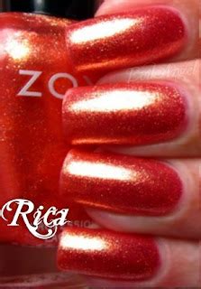 Black nail polish and lip gloss: Zoya Sunshine & Summertime - Rica