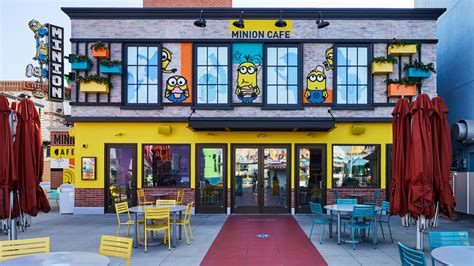 Minion Café Debuts at Universal Studios Hollywood – NBC Los Angeles