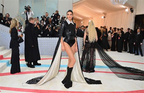 Kendall Jenner’s Met Gala Look Was Inspired by Karl Lagerfeld’s ’90s ...