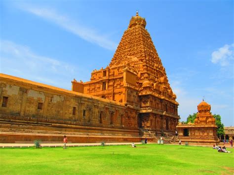 Top 5 Magnificent Temples in South India ~ India Pilgrimage Tours ...