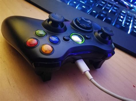 Modded an Xbox 360 controller to use a USB-C port. : r/techsupportmacgyver