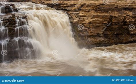 Hukou Waterfall stock image. Image of jixian, narrow - 146615599