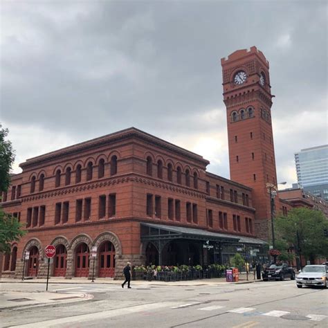 Dearborn Station - Dearborn Park - Chicago, IL