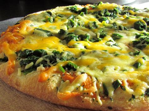 Spinach Mix Cheese Pizza Free Stock Photo - Public Domain Pictures