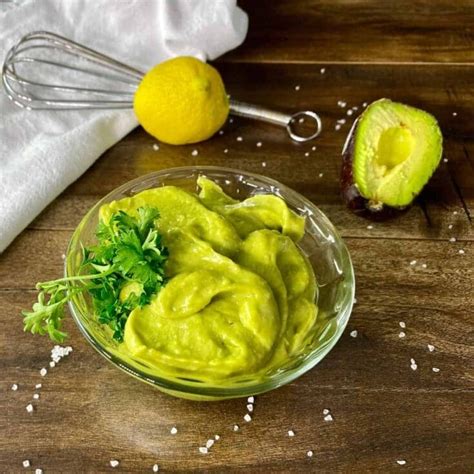 An Easy Avocado Mayonnaise Recipe