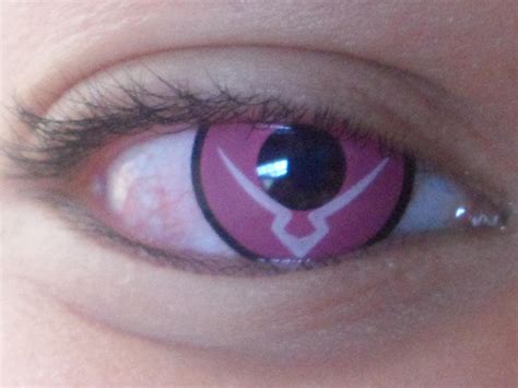 The Geass Eye by sukijanai19 on DeviantArt