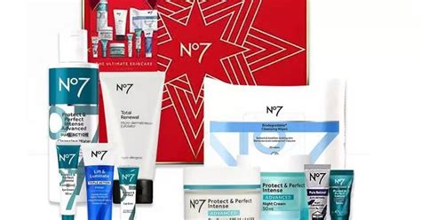 Shoppers can save £50 on Boots No7 set which fans say has 'everything ...