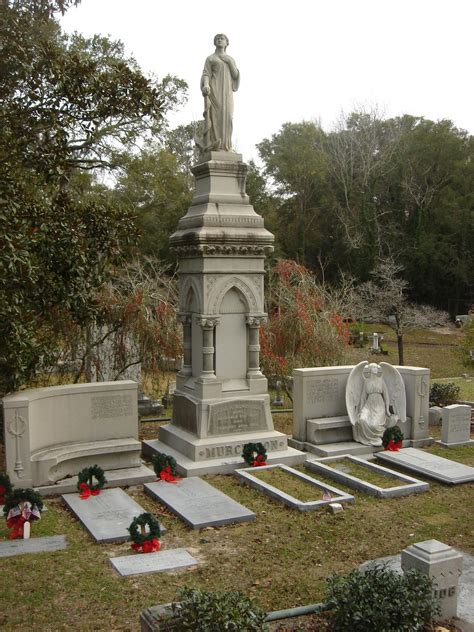 Historic Oakdale Cemetery Of Old Wilmington