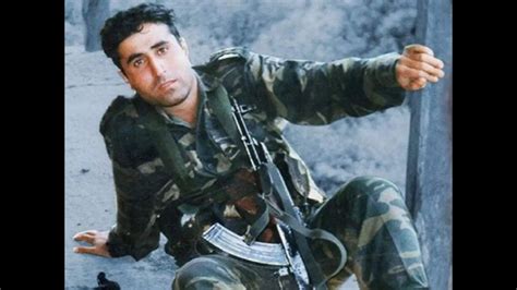 Vikram Batra Biography: Age, Birthday, Early Life, Career, Personal ...