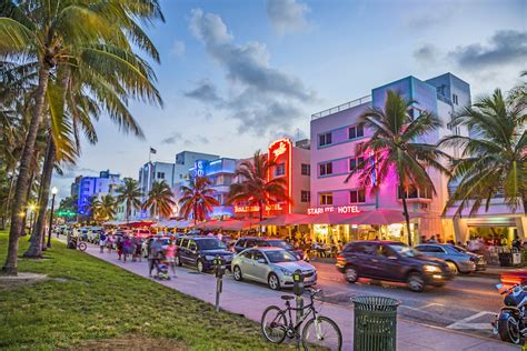 Where to Stay in Miami & Miami Beach: 8 Best Neighborhoods (+Map) - Touropia