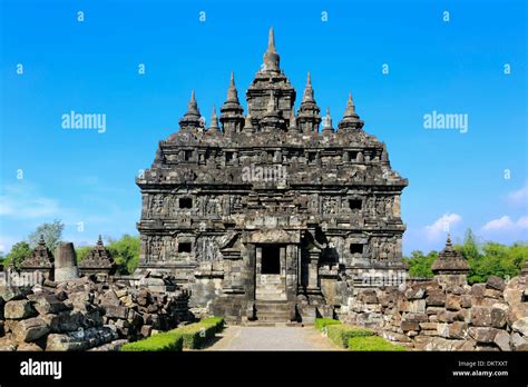 Candi, Plaosan temple (840s), Prambanan, near Yogyakarta, Java, Indonesia Stock Photo - Alamy