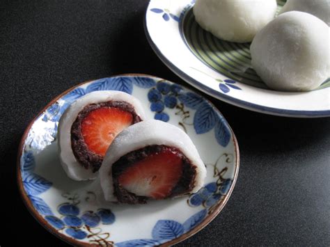 Strawberry Daifuku Mochi – Hiroko's Recipes