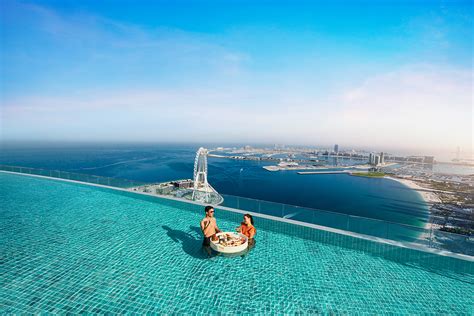 The most beautiful hotels with an infinity pool in Dubai – Discover now!