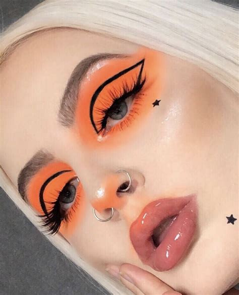 @gillianvidegar | Flower makeup, Artistry makeup, Orange makeup