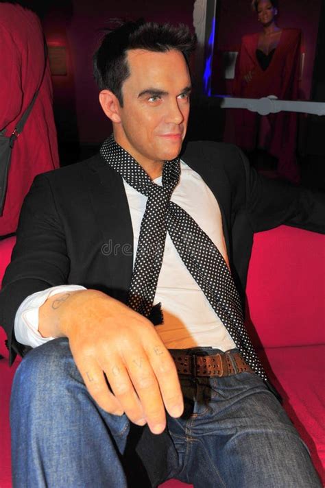 Robbie Williams - Take that Editorial Photo - Image of exposition, imaengine: 22369966