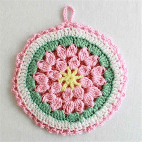 Free Crochet Pattern Cluster Flower Potholder #41