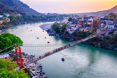 Lakshman Jhula, Rishikesh: How To Reach, Best Time & Tips