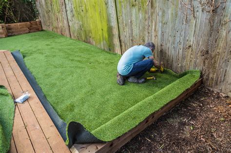 Artificial Grass Diy Installation Instructions / Top 8 Mistakes DIY Artificial Turf Installers ...