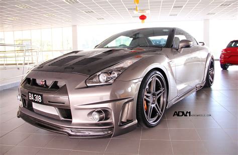 Custom Nissan GT-R Boasts Unique Exterior Color and Much More — CARiD.com Gallery