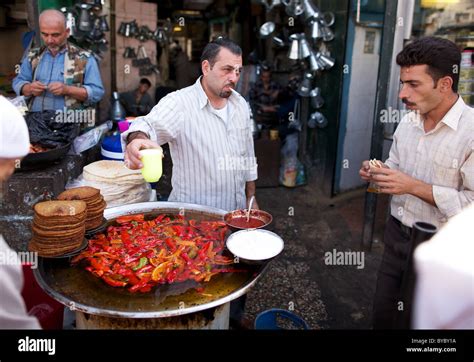 Traditional syria food hi-res stock photography and images - Alamy