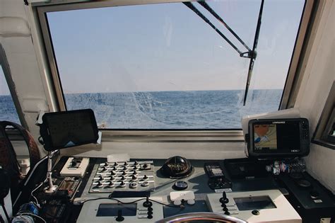 Why the vessel tracking system is important? - Datalastic