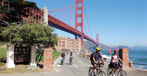 Golden Gate Bridge guided tour by bike | musement