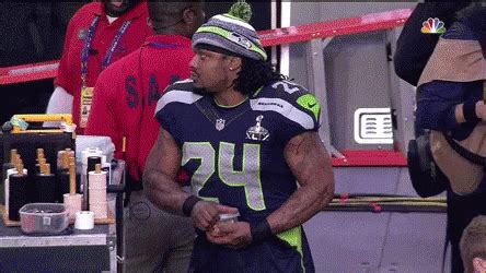 Marshawn Lynch Skittles Gif GIFs | Tenor