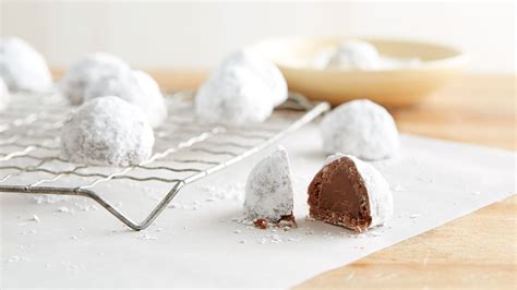 HERSHEY'S Chocolate Snowballs Recipe | Recipes