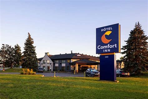 COMFORT INN AEROPORT DORVAL - Prices & Hotel Reviews (Quebec)