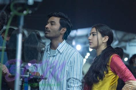 Dhanush and Sara Ali Khan in Atrangi Re photo - Sara Ali Khan first movie with Dhanush picture