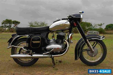 Used 1962 model Ideal Jawa Jawa for sale in Satara. ID 97309 - Bikes4Sale
