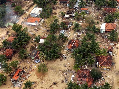 Sri Lanka Tsunami, Tsunami Damage, Tsunami Photos - National Geographic