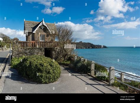 Castle Beach; Cliff Road; Falmouth; Cornwall; UK Stock Photo - Alamy