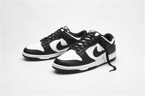 END. Features | Nike Dunk Low Retro