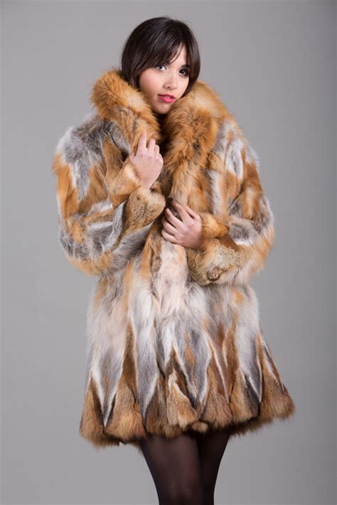 Red Fox Fur Coat | SKANDINAVIK FUR