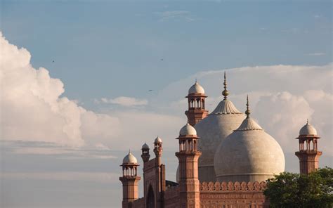 13 Gates of Lahore: History, Facts, Location & More | Zameen Blog