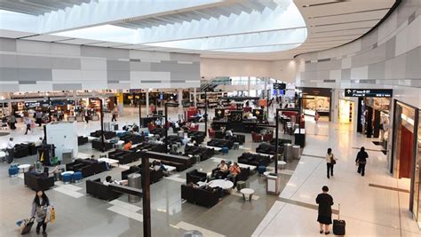 Sydney Airport arrivals lounge is off the cards - Executive Traveller