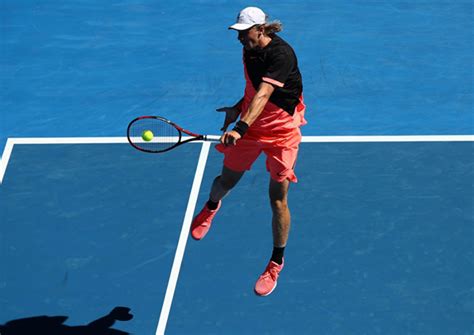 Shapovalov Backhand / Denis Shapovalov Of Canada Hits A Backhand During ...