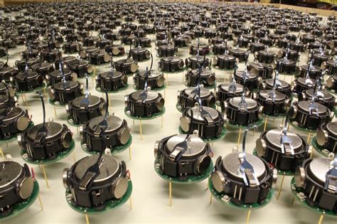 Robot Flash Mob: Harvard Scientists Create Swarm of Thousand Self ...