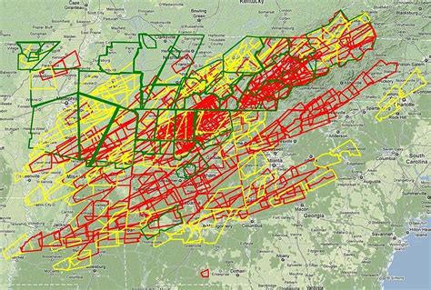 Map of all tornado (red), severe thunderstorm (yellow), and flood ...