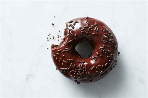 Resepi Pilihan : Donat Coklat – Nurraysa