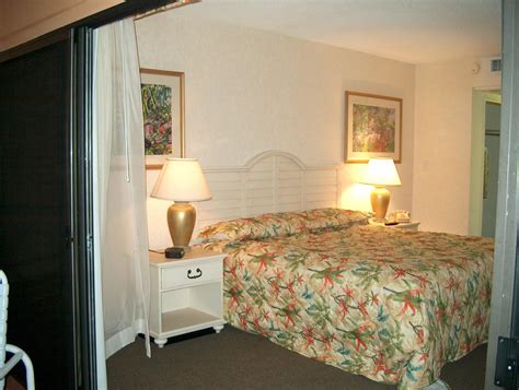 Canada House Beach Club, Pompano Beach, Florida Timeshare Resort | RedWeek