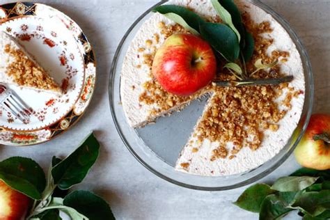 Raw Apple Cake (grain-free & vegan) - Nirvana Cakery