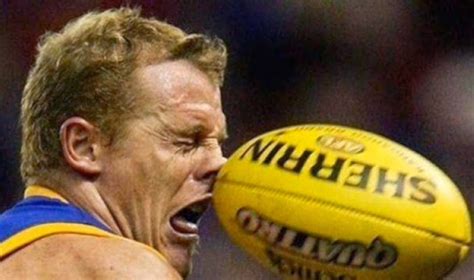 5 Hilariously Funny Moments of AFL - 2014 Season