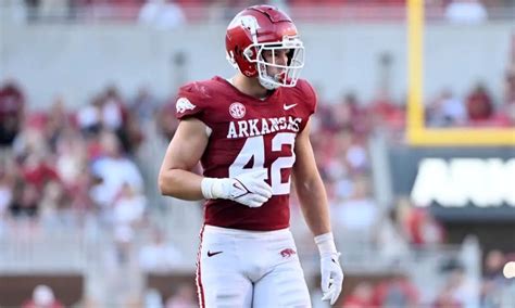 NFL Draft Profile: Drew Sanders, Linebacker, Arkansas Razorbacks - Visit NFL Draft on Sports ...